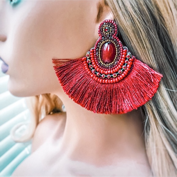 NEW! Burgundy Red Tassel Acrylic Beaded Earrings - Picture 2 of 6